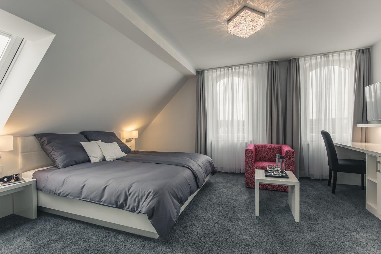 Bahnlounge 1907 Bed and Breakfast Neuenstadt am Kocher Buitenkant foto